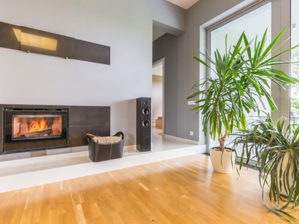 Beautiful Lounge With Fire Pit - Mainline kw