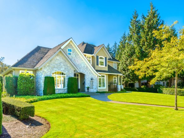 Beautiful House View - Mainline KW