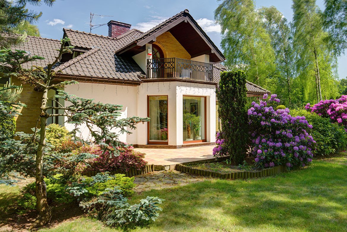 Beautiful House View - Mainline KW