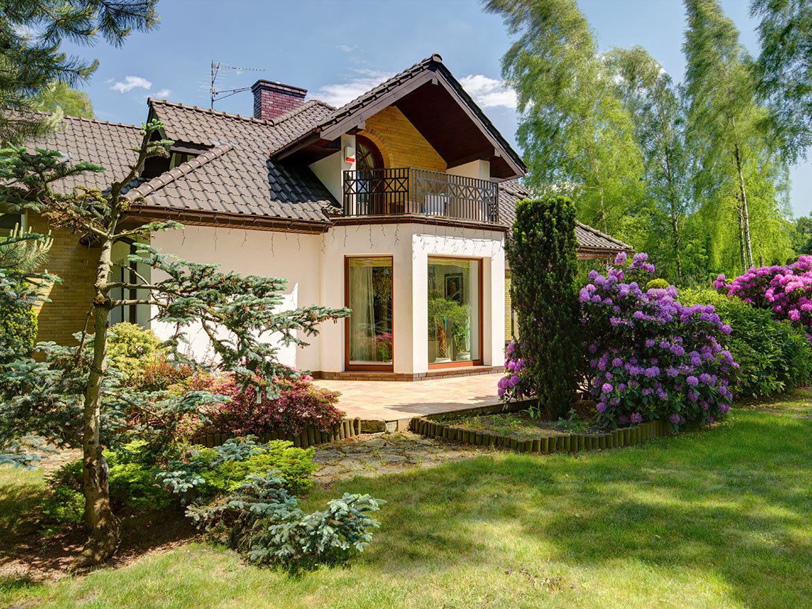 Beautiful House View - Mainline KW