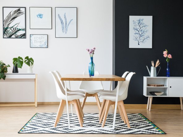 White & Black Interior - Mainline KW
