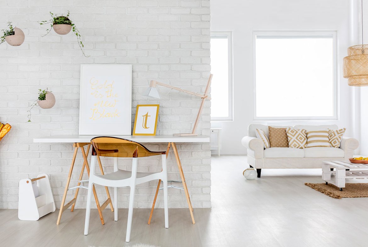 Beautiful White & Gold TV Lounge -Mainline KW