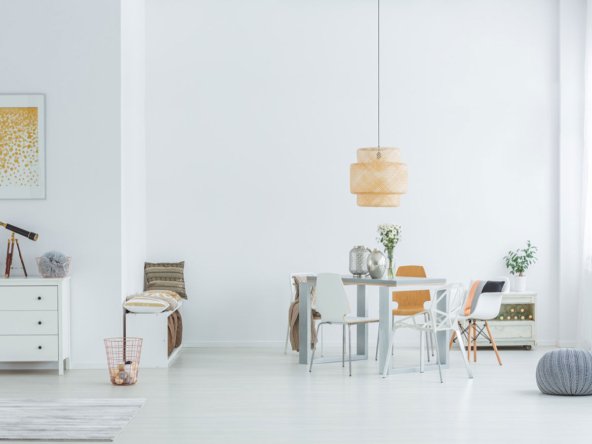 Beautiful White Lounge Interior - Mainline