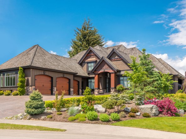Gorgeous villa for Sale - Mainline KW